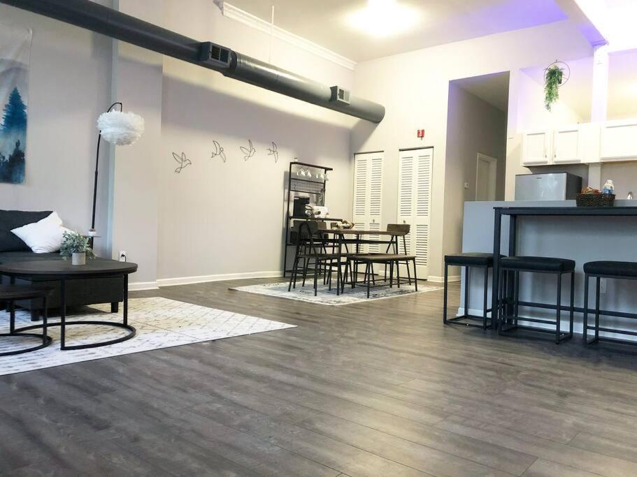 Downtown Cleveland -Modern First Floor Unit Διαμέρισμα Εξωτερικό φωτογραφία